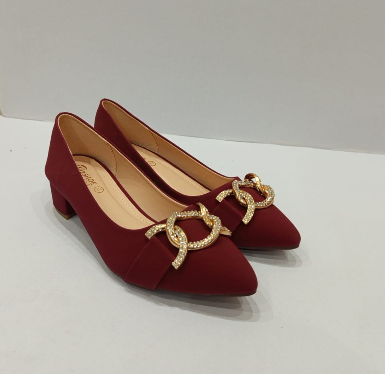 High Quality Court Shoes