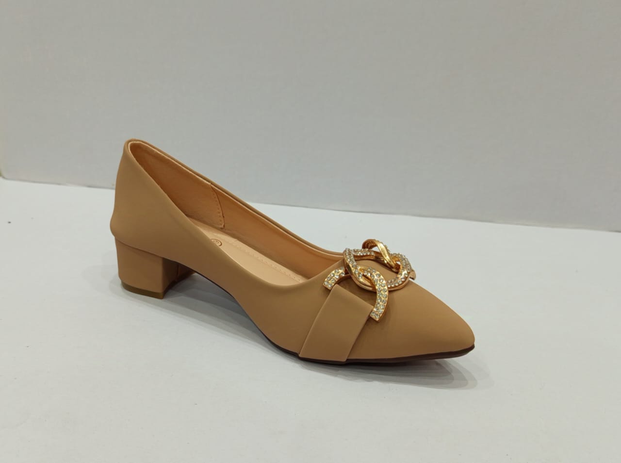 High Quality Court Shoes