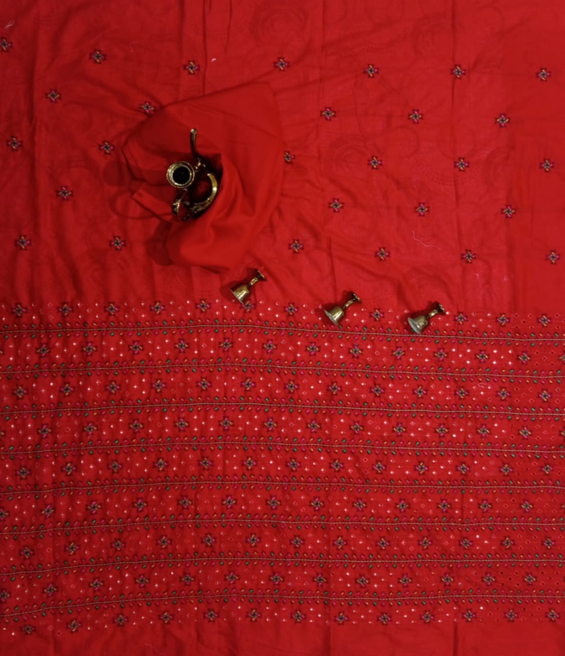 Embroided Unstich 2Piece Red (FashTrove)
