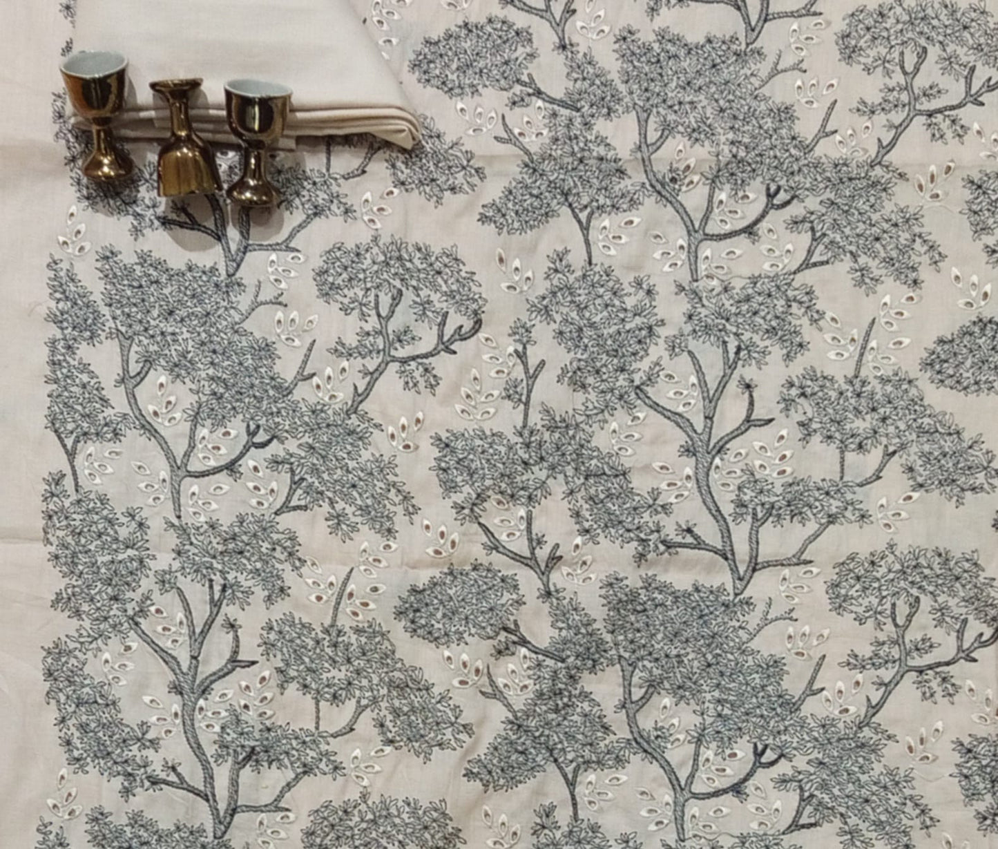 Embroided Unstich 2Piece (FashTrove)