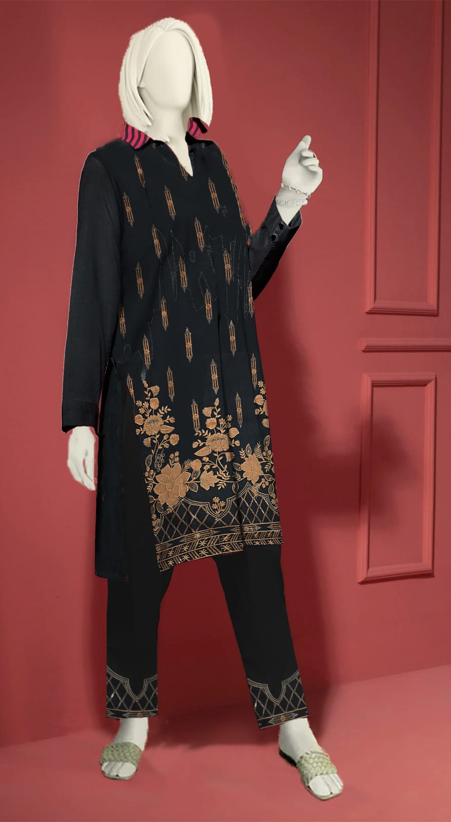Black Embroidered Lawn 2PC Unstiched (ELP 01)
